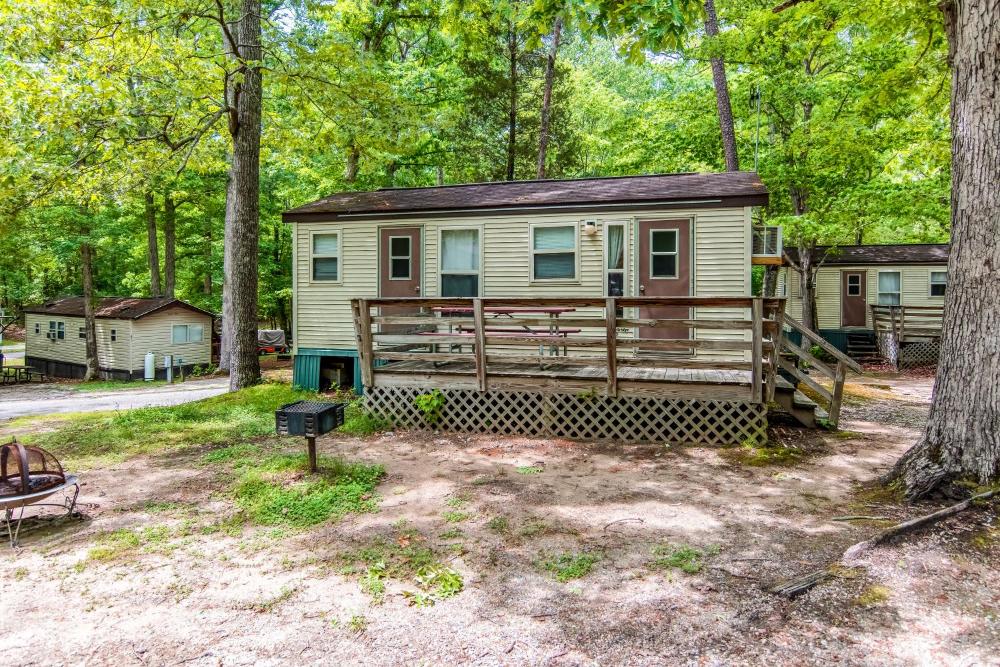 Williamsburg Camping Resort One Bedroom Cabin 3